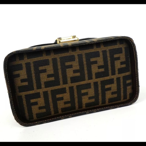 Fendi logo bag - Picture 8 of 16